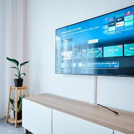 útulný Moderní S Terasou * Praha