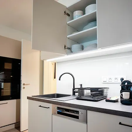 Apartment Utulny Moderni S Terasou Prague